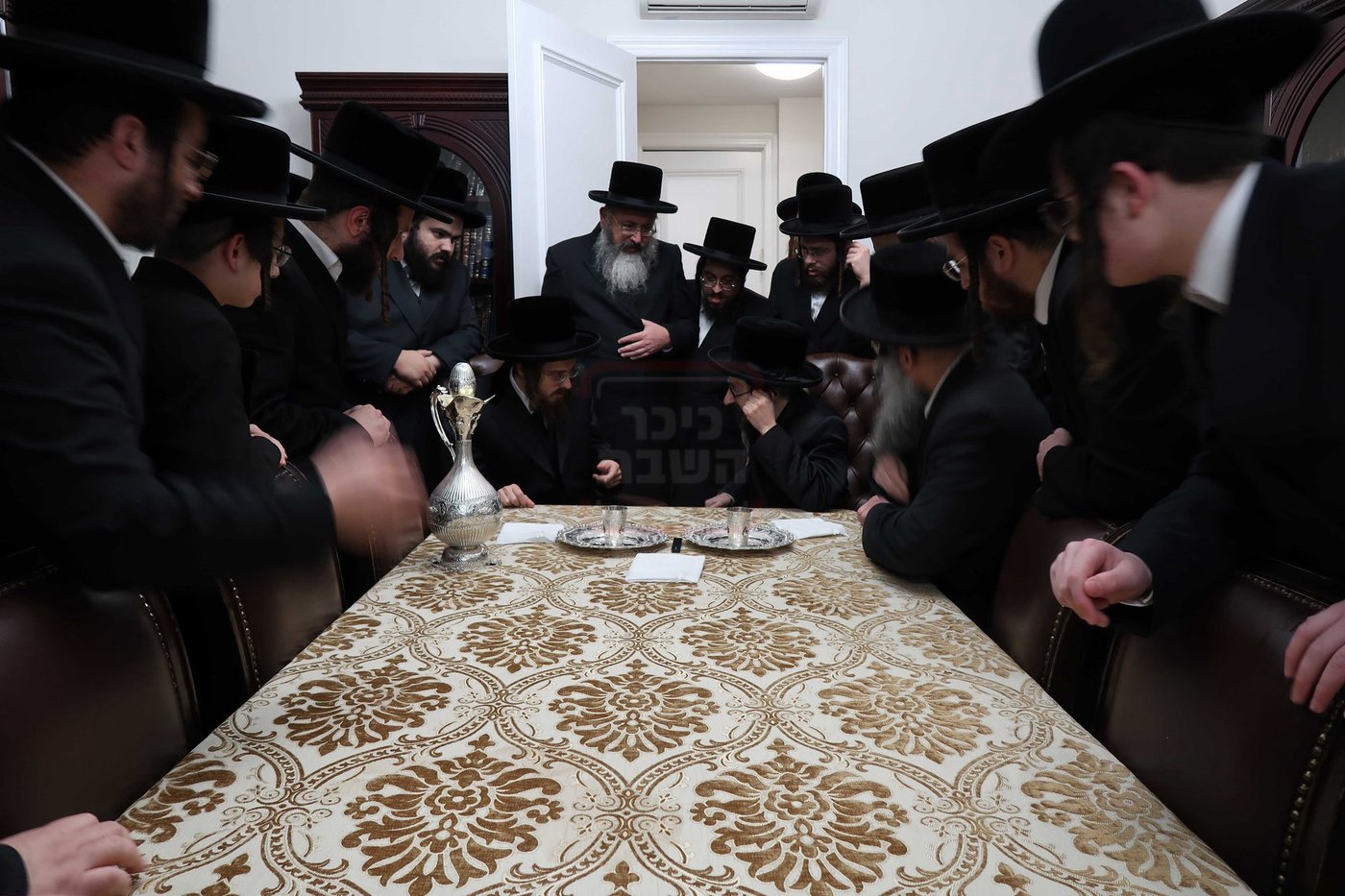 האדמו"ר מסאדיגורה בביקור אצל האדמו"ר מסקולען