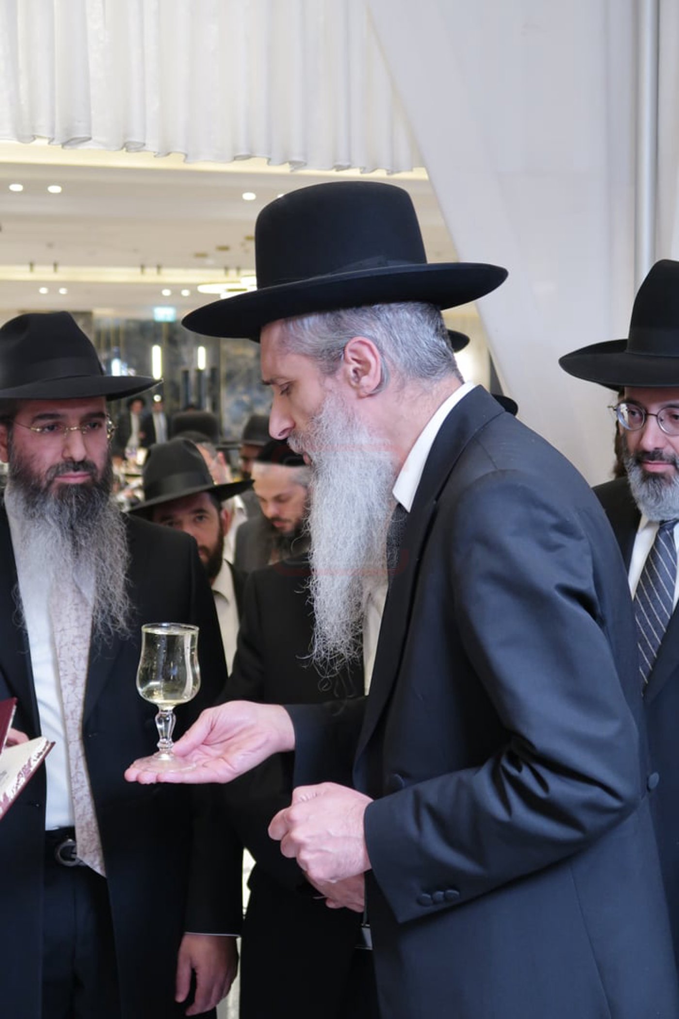 שמחת נישואי נכד המקובל הגה"צ רבי דוד בצרי