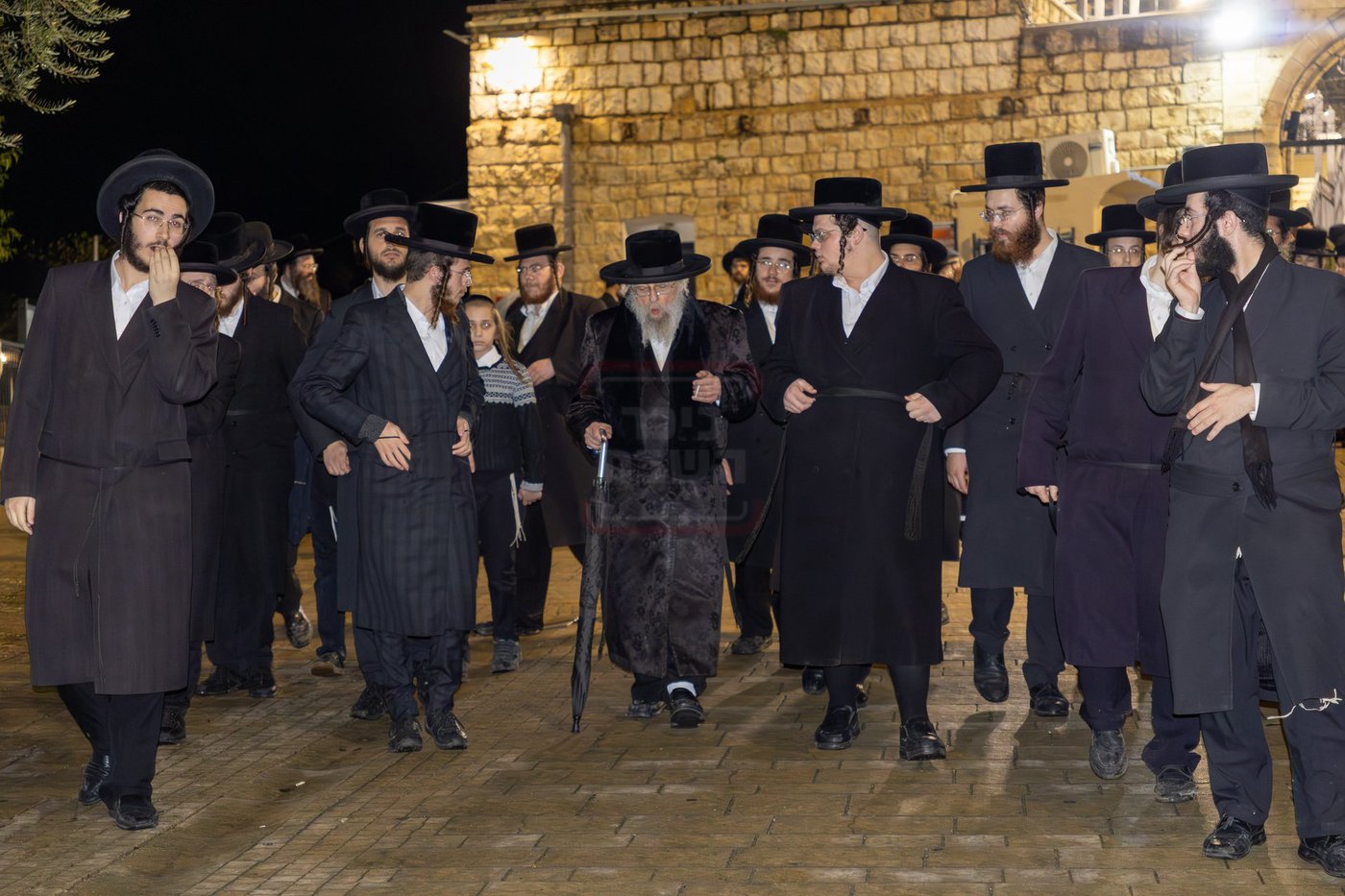 האדמו"ר מפינסק קרלין באתרא קדישא מירון