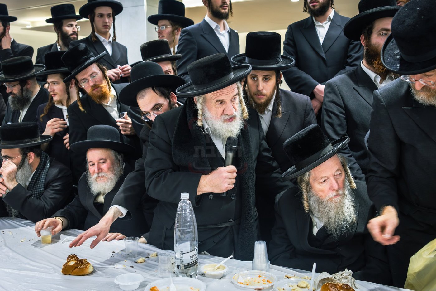 האדמו"ר מפינסק קרלין בטיש בטבריה