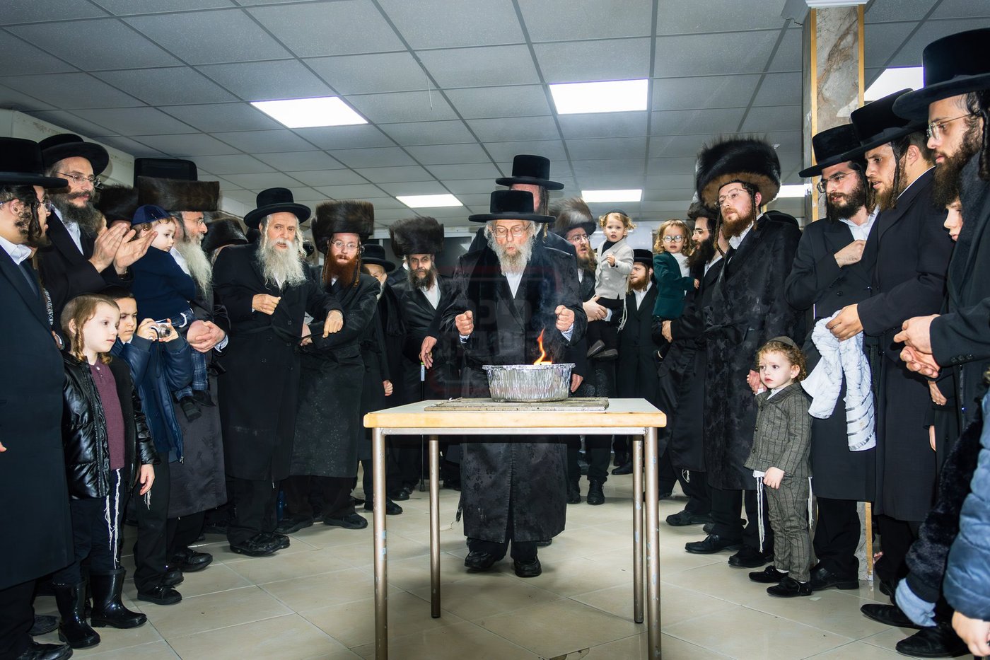 האדמו"ר מפינסק קרלין באתרא קדישא מירון