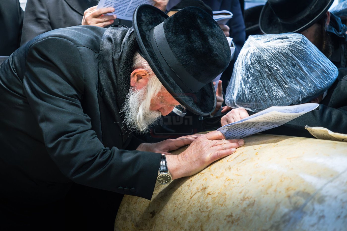 הגרי"ד גרוסמן בתפילות