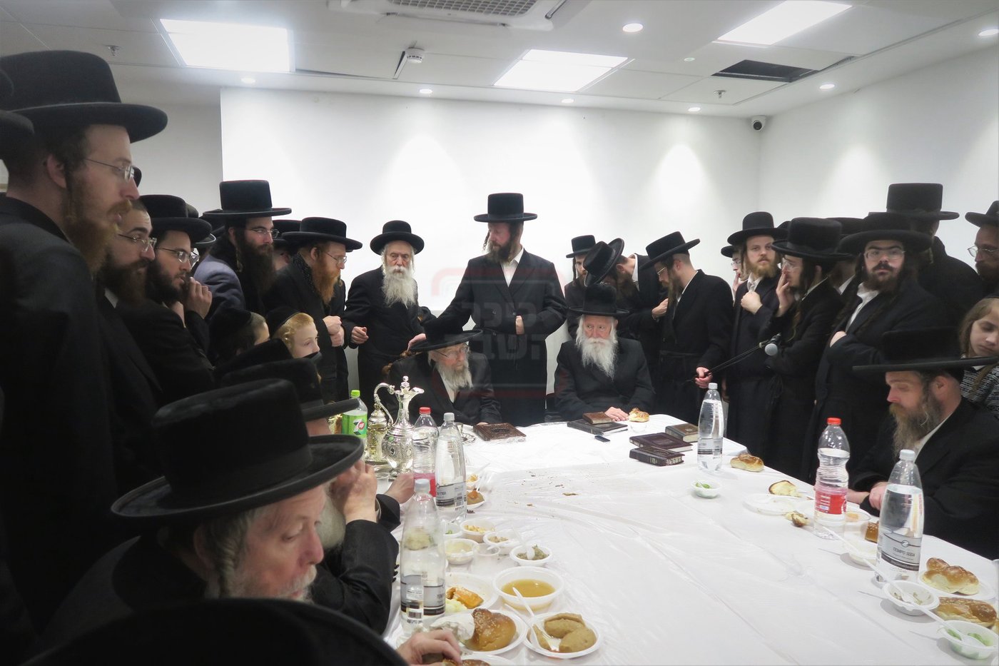 האדמו"ר מפינסק קרלין בטבריה