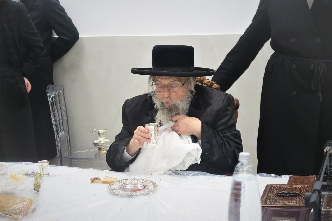 האדמו"ר מפינסק קרלין בטבריה