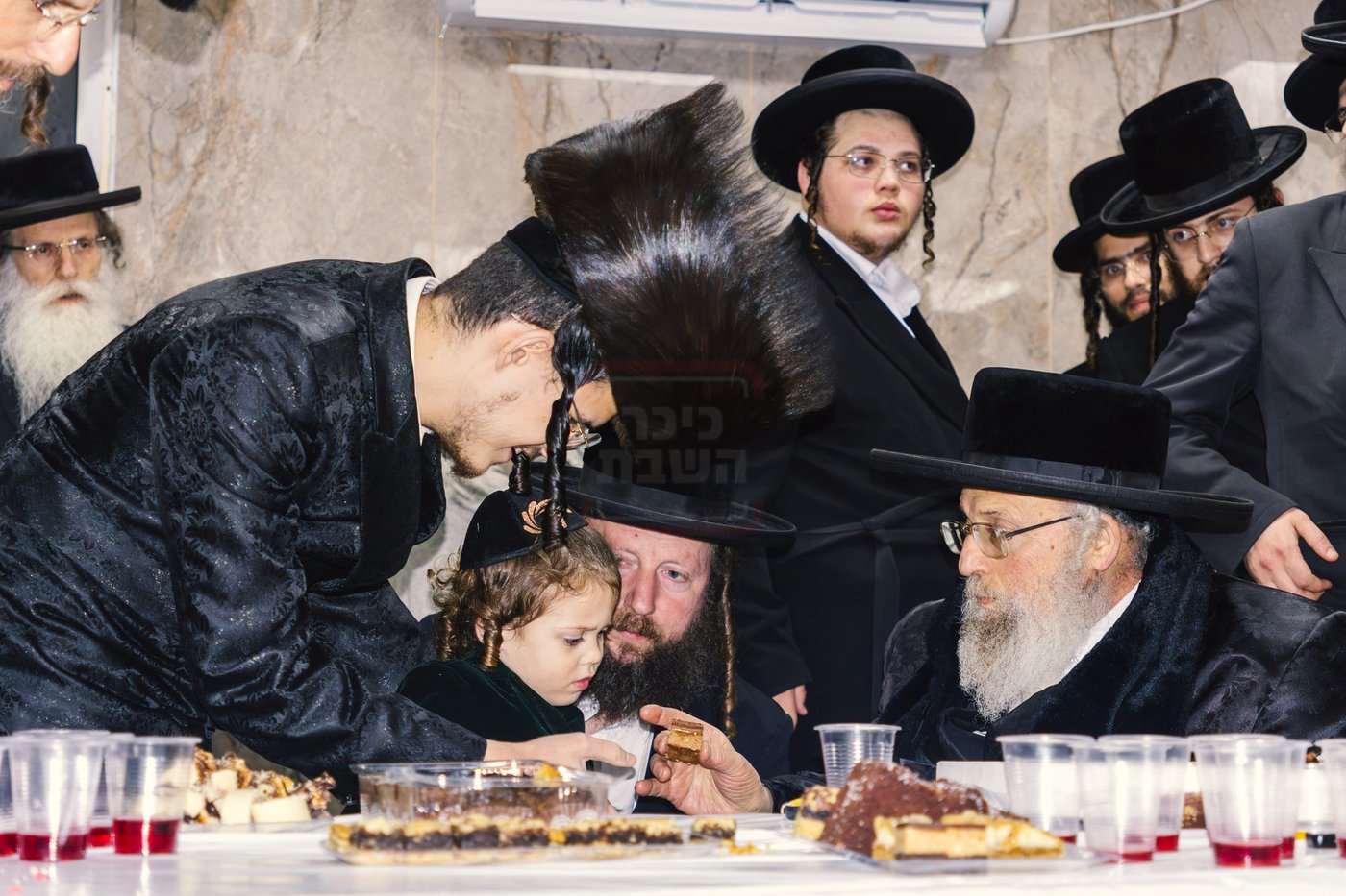 האדמו"ר מפינסק קרלין באתרא קדישא מירון