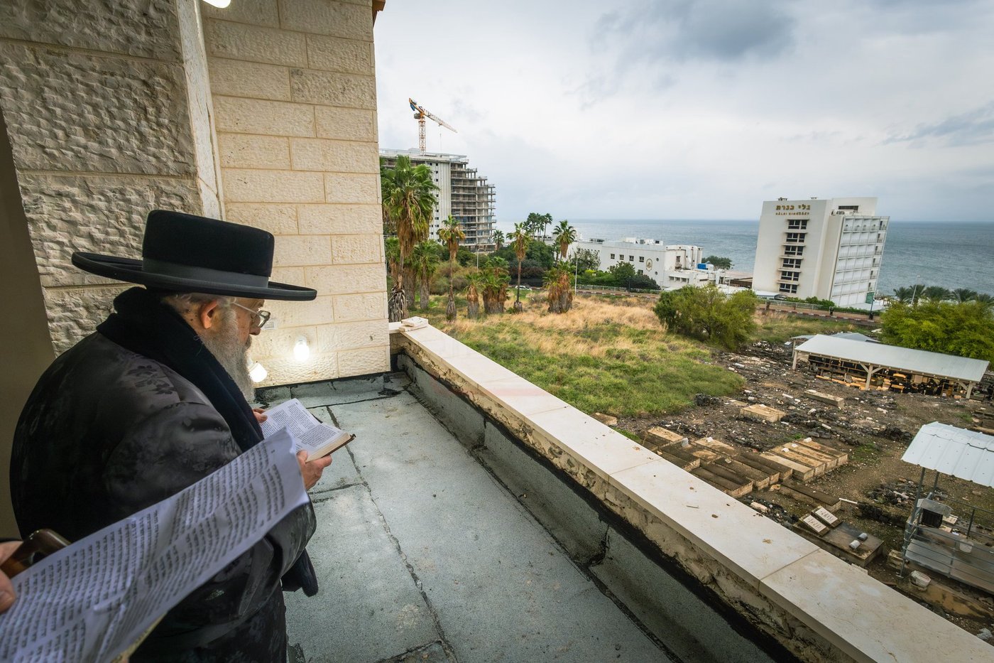 האדמו"ר מפינסק קרלין בטבריה