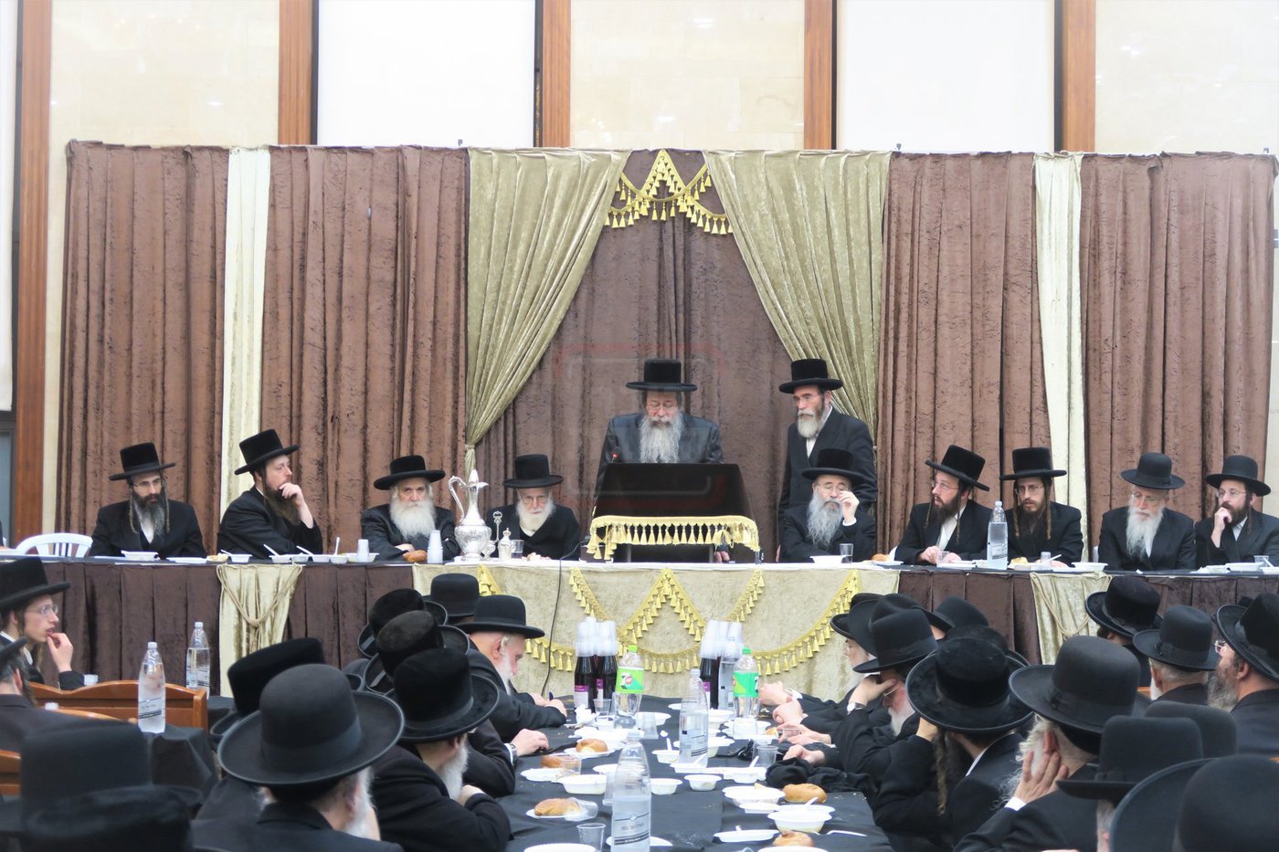 חנוכה בחצה"ק שבט הלוי