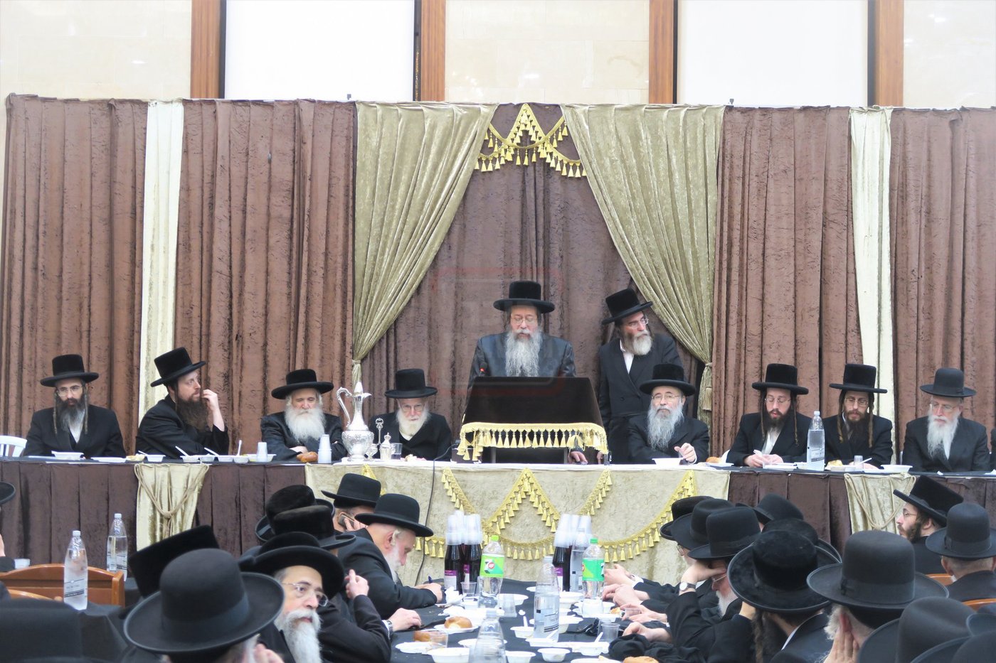 חנוכה בחצה"ק שבט הלוי