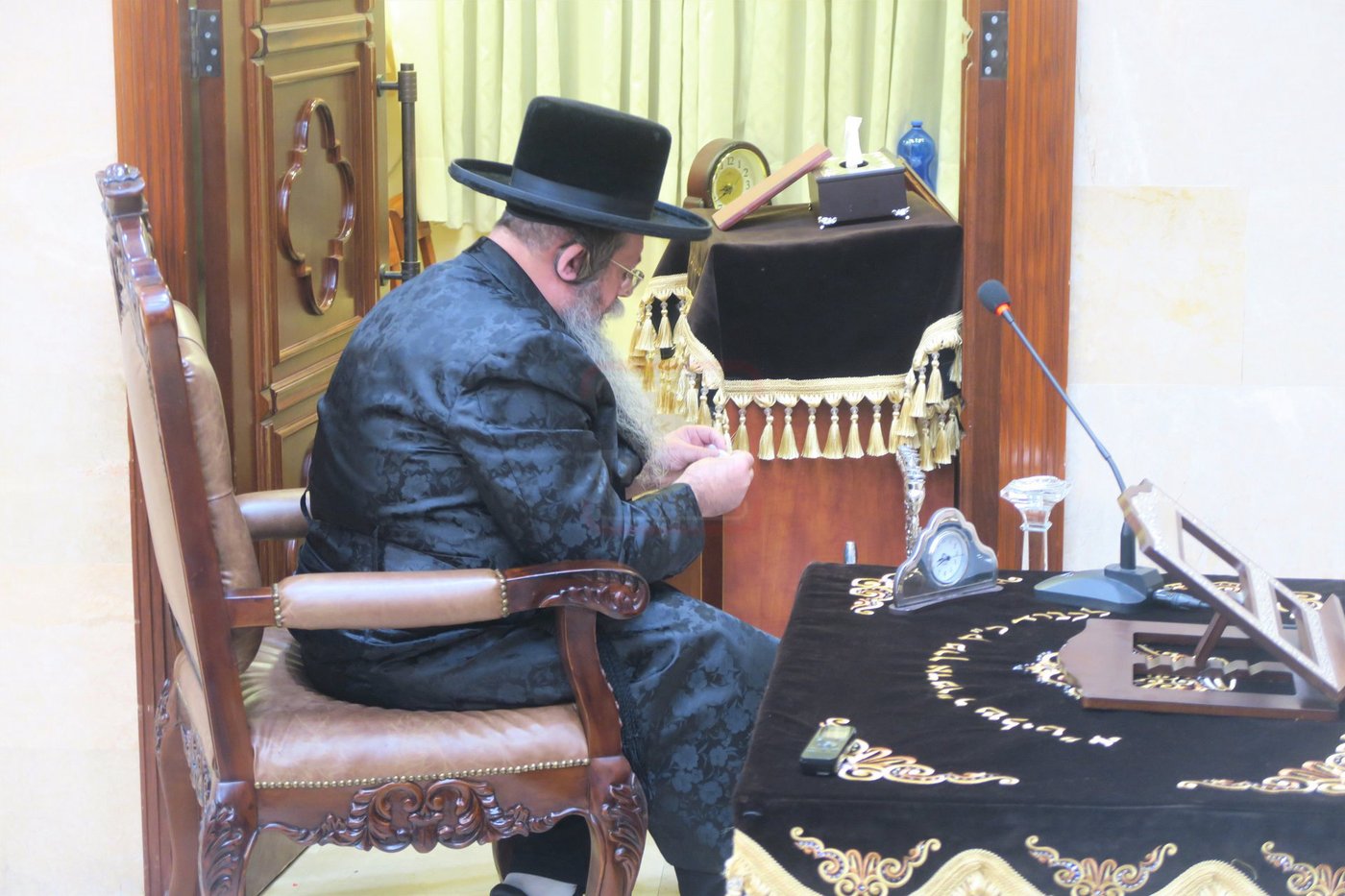 חנוכה בחצה"ק שבט הלוי