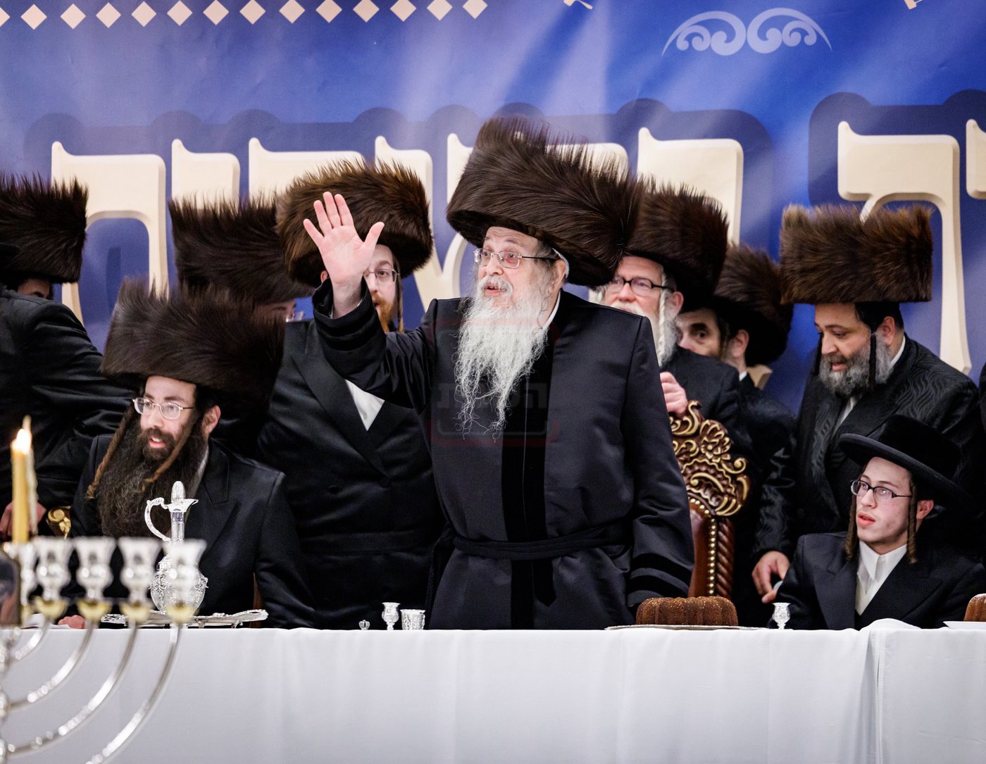 שמחת אירוסי נכדת האדמו"ר מטאהש