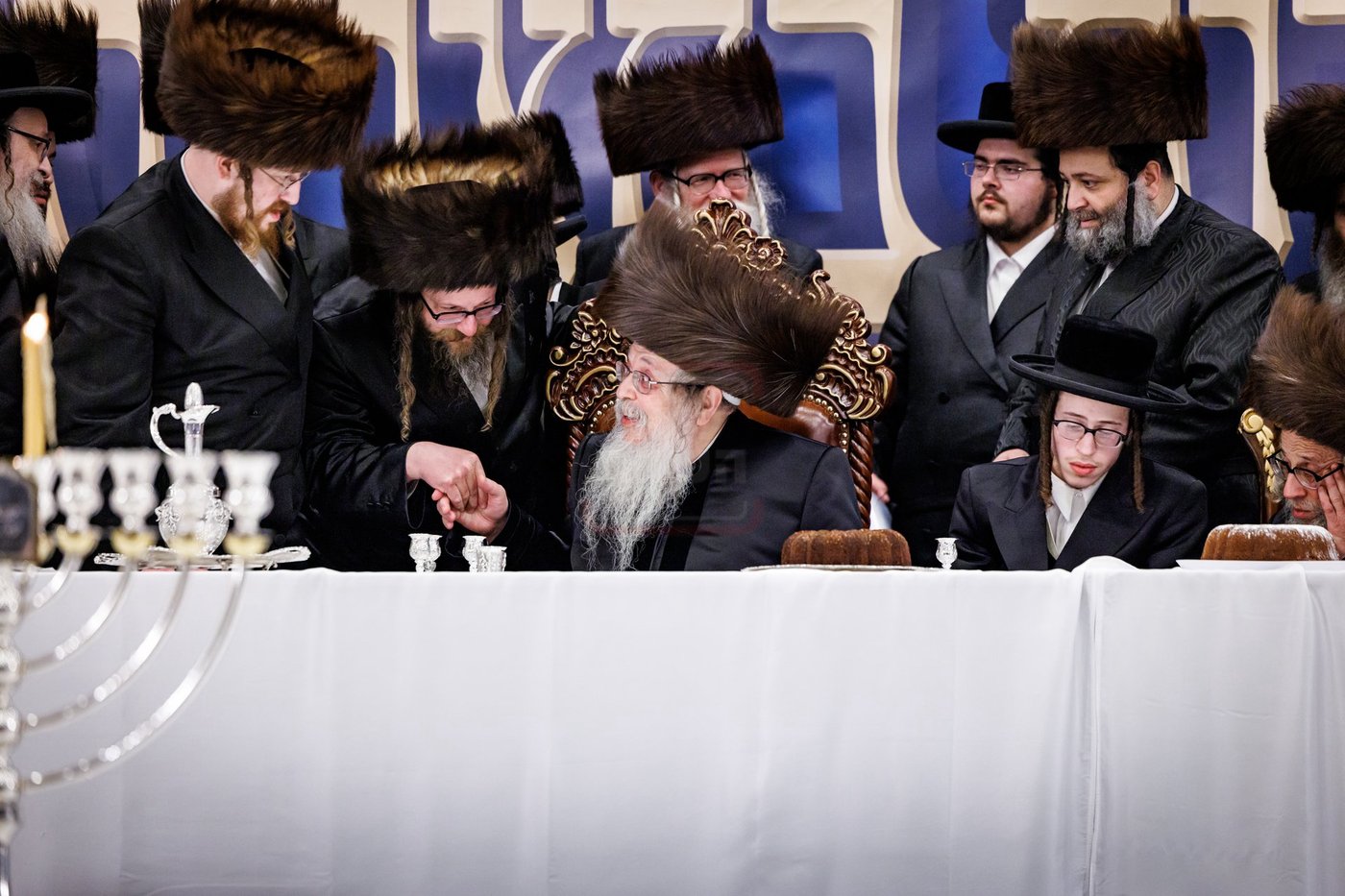 שמחת אירוסי נכדת האדמו"ר מטאהש