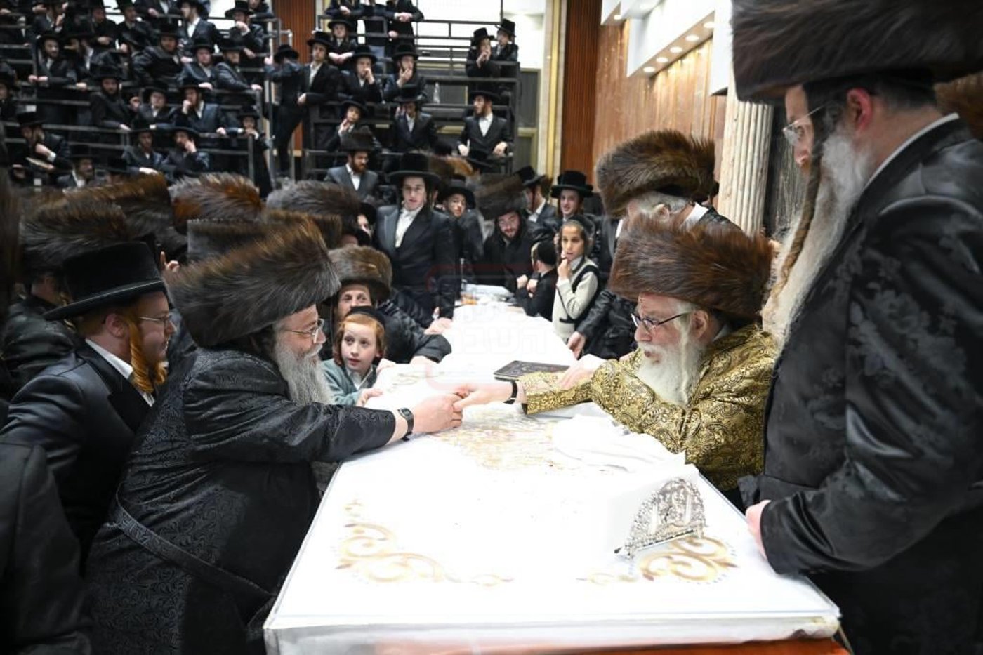 ערב ומוצאי שבת חנוכה בצאנז