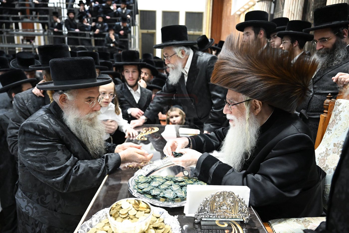 זאת חנוכה בחצה"ק צאנז