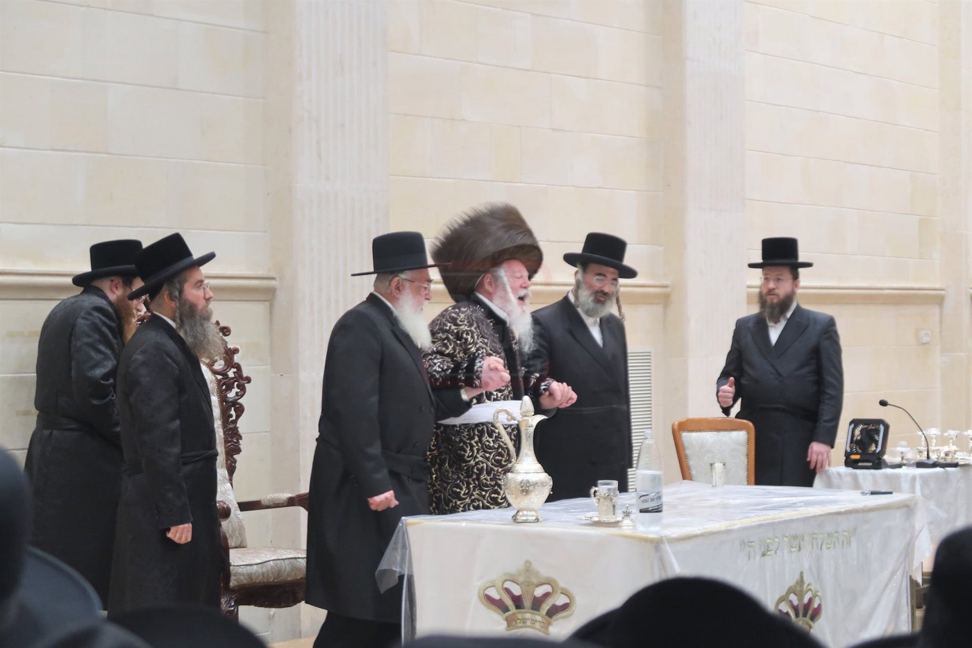 זאת חנוכה בחצה"ק פרמישלאן