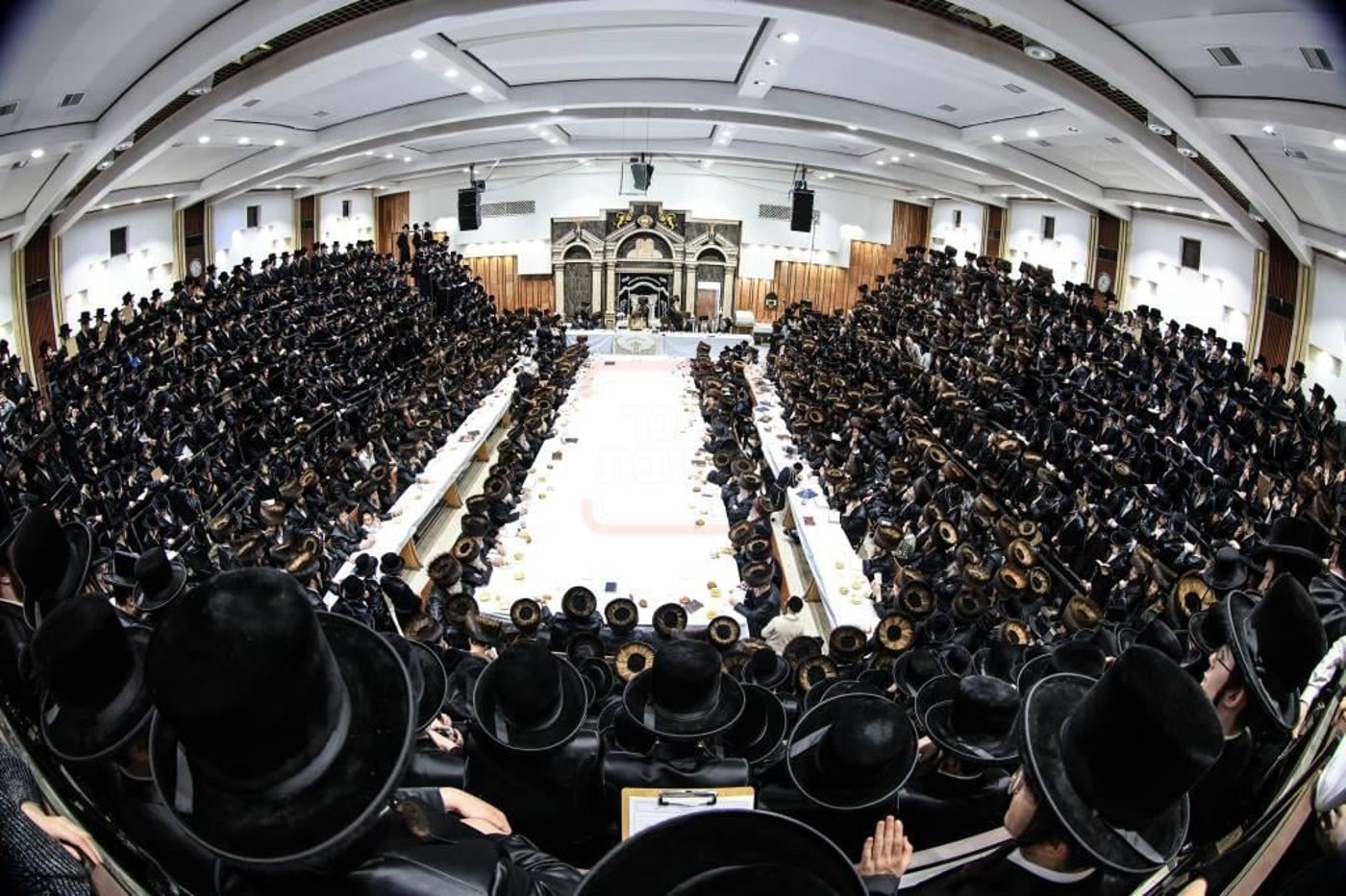 ערב ומוצאי שבת חנוכה בצאנז