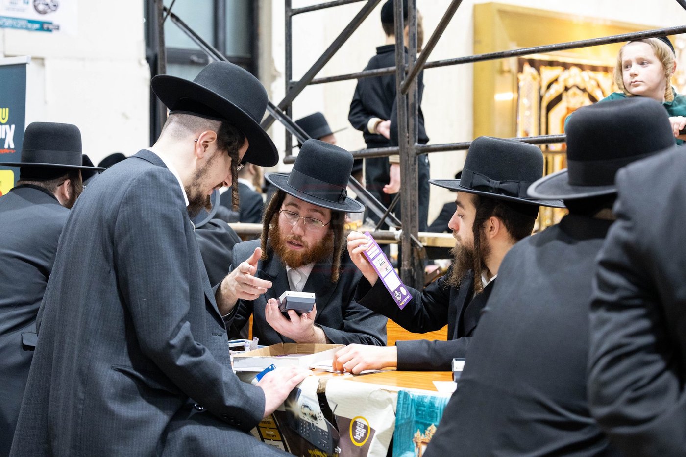 זאת חנוכה בחצה"ק סאטמר