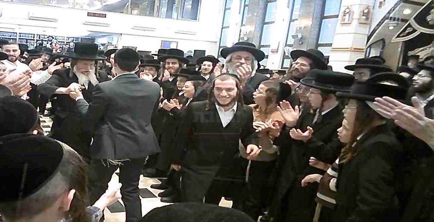 קבלת פנים לאסירים בברסלב מאה שערים