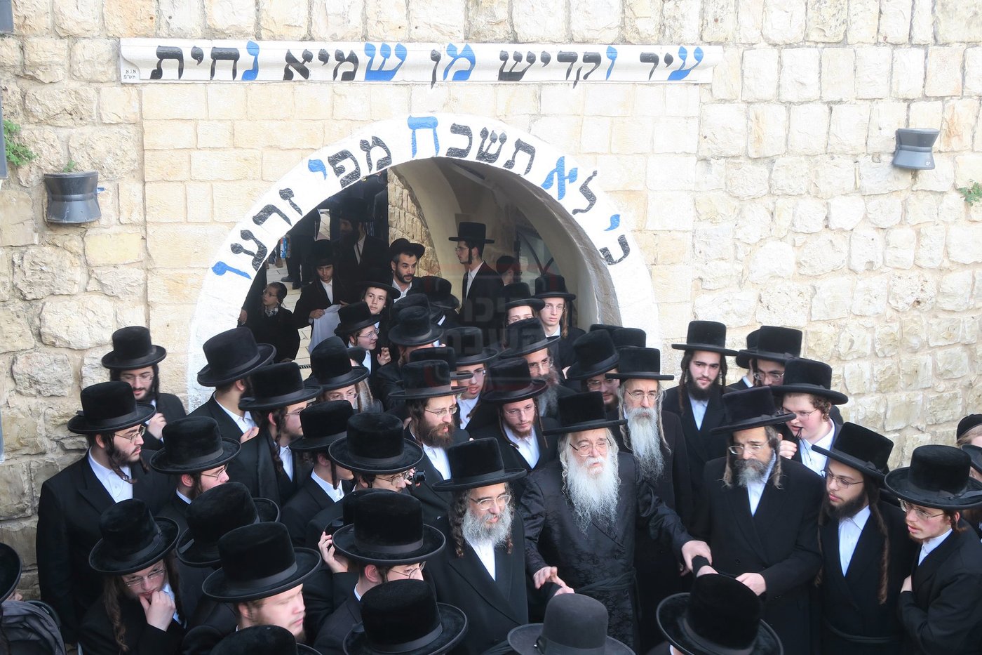 האדמו"ר מדארג באתרא קדישא מירון