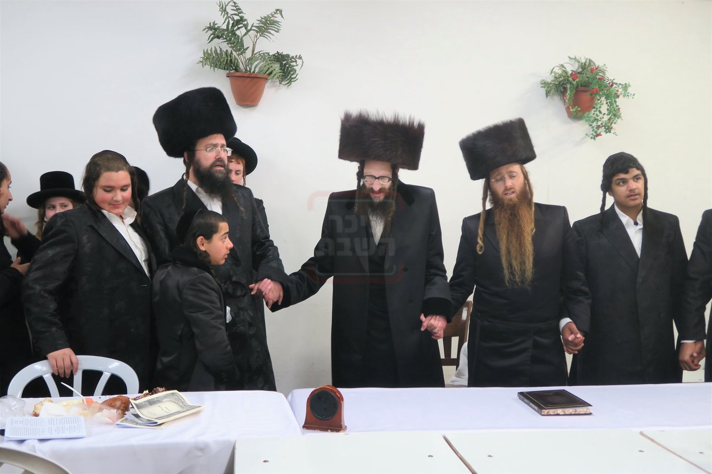 האדמו"ר מישועות יעקב סקולען, שבת במירון