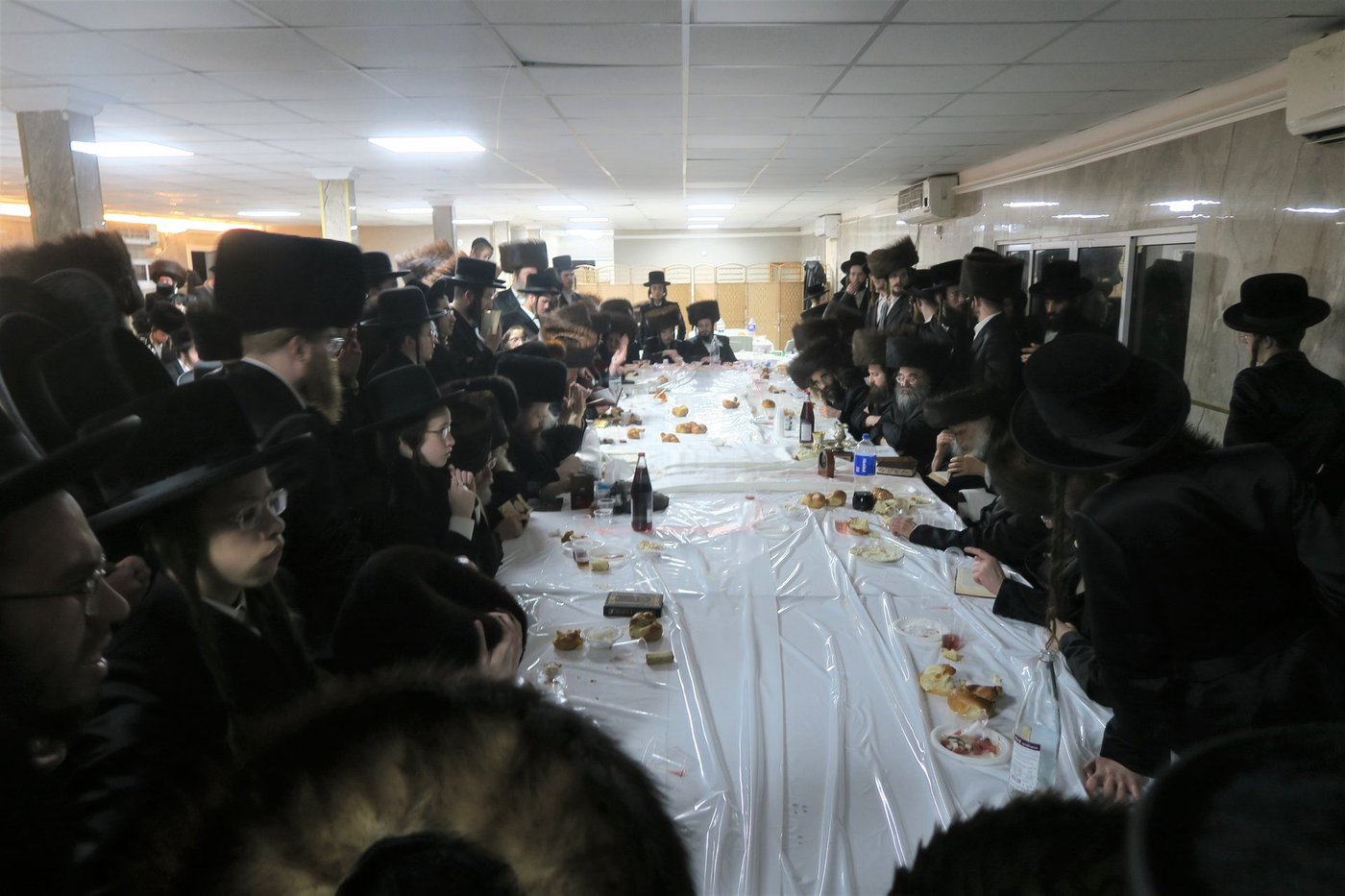 הגה"צ גאב"ד מאקאווא במירון תשפ"ו