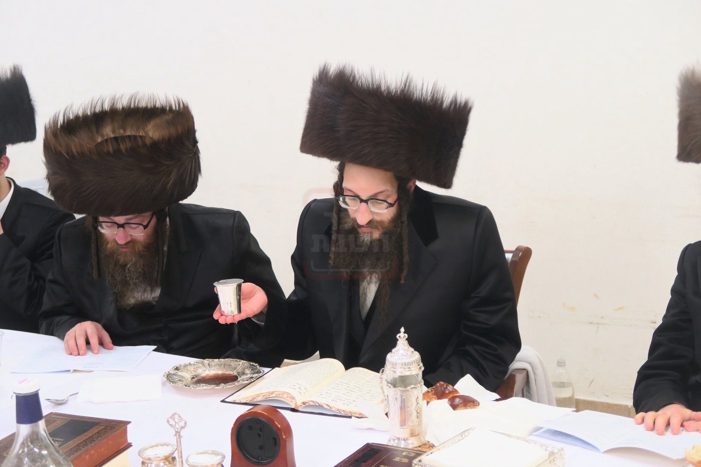 האדמו"ר מישועות יעקב סקולען, שבת במירון