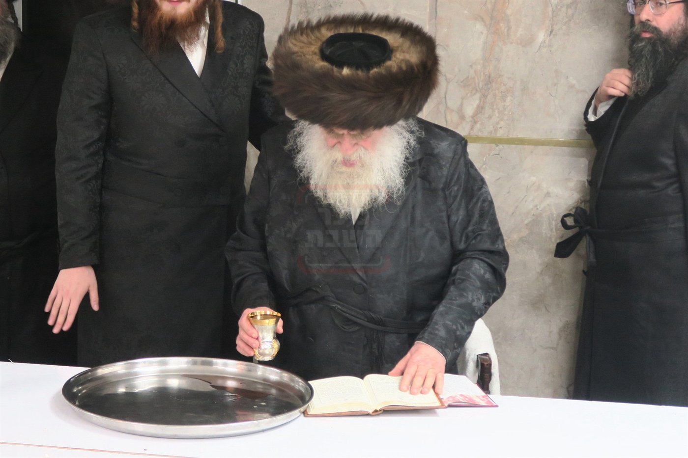 הגה"צ גאב"ד מאקאווא במירון תשפ"ו