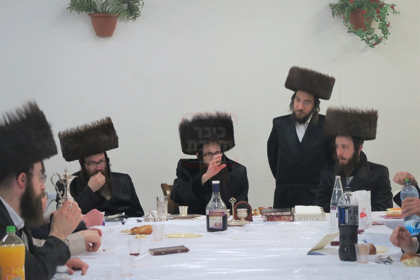 האדמו"ר מישועות יעקב סקולען, שבת במירון