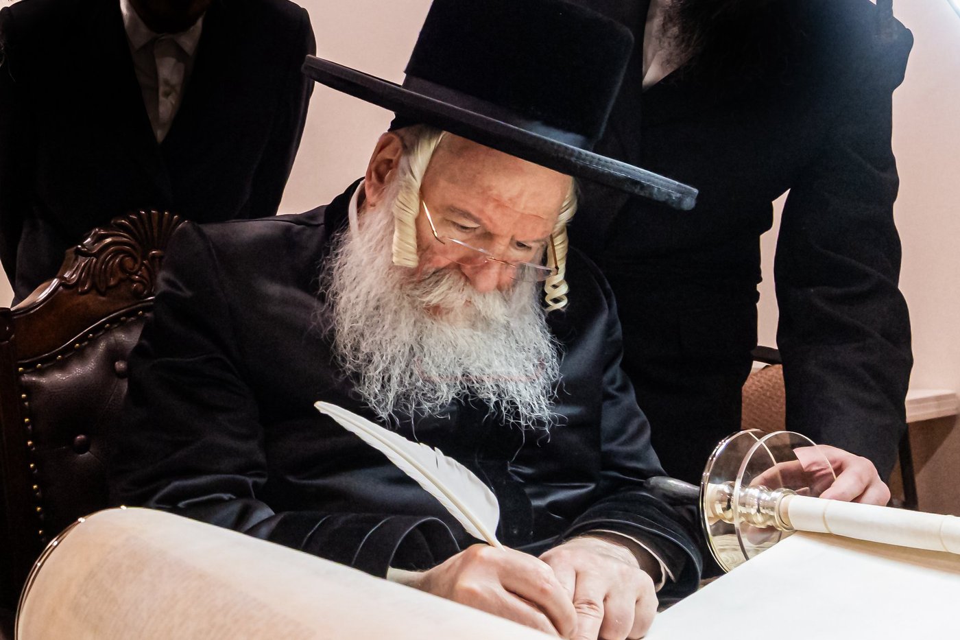 הכנסת ס"ת בבאבוב