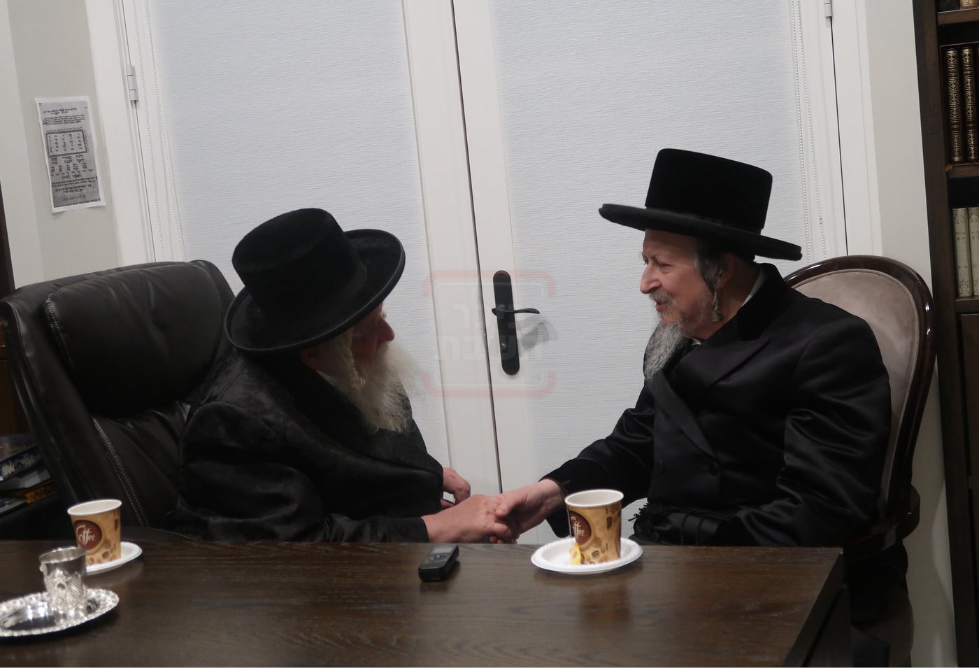 האדמו"ר מסקוליא בביקור אצל האדמו"ר מקאסוב ויז'ניץ