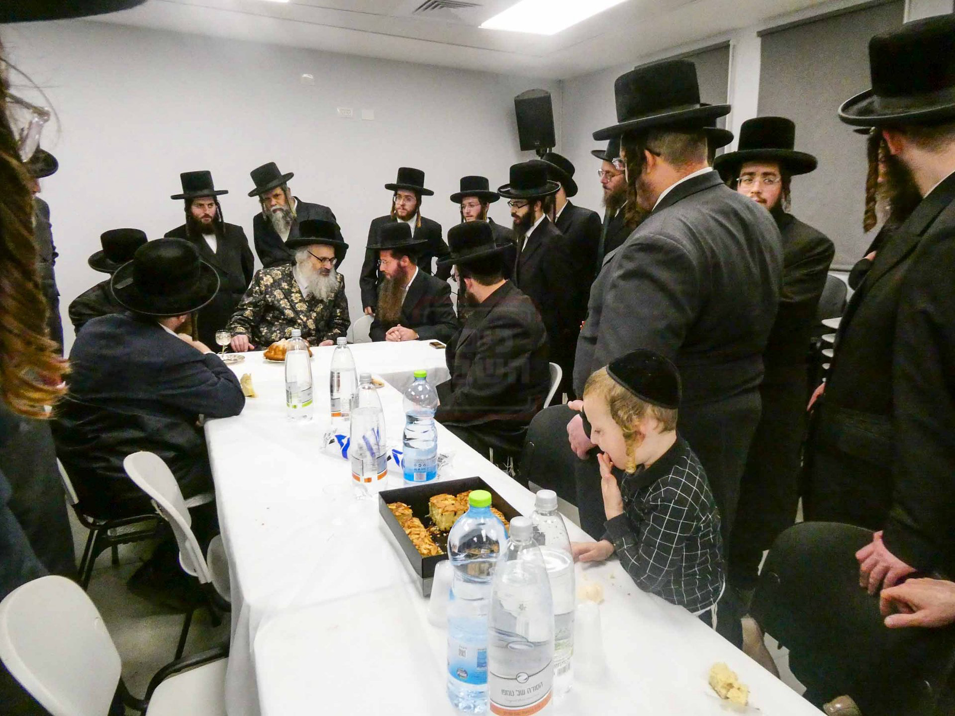 האדמו''ר מויז'ניץ בית שמש בביקור בעמנואל