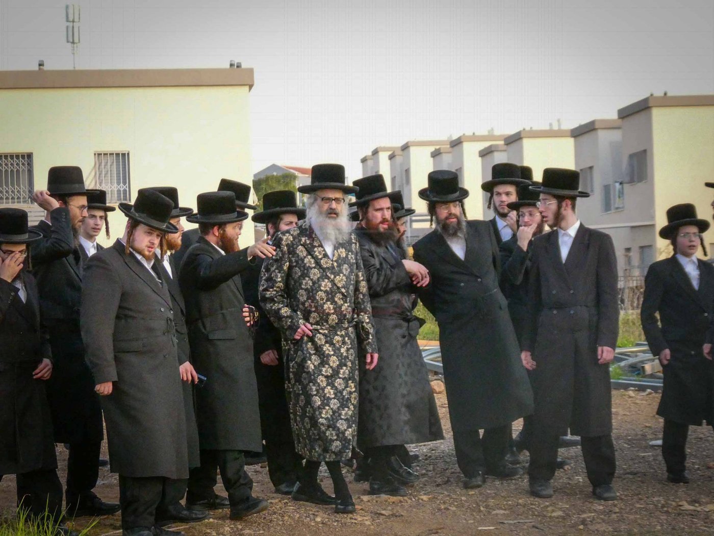 האדמו''ר מויז'ניץ בית שמש בביקור בעמנואל