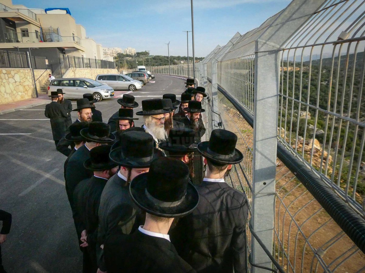 האדמו''ר מויז'ניץ בית שמש בביקור בעמנואל