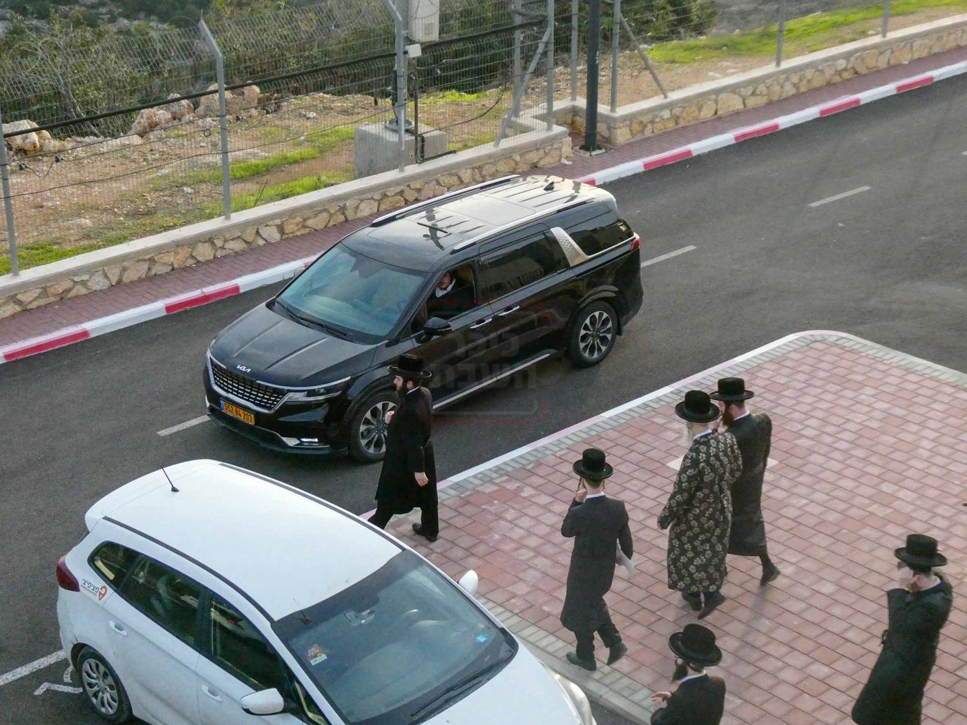 האדמו''ר מויז'ניץ בית שמש בביקור בעמנואל