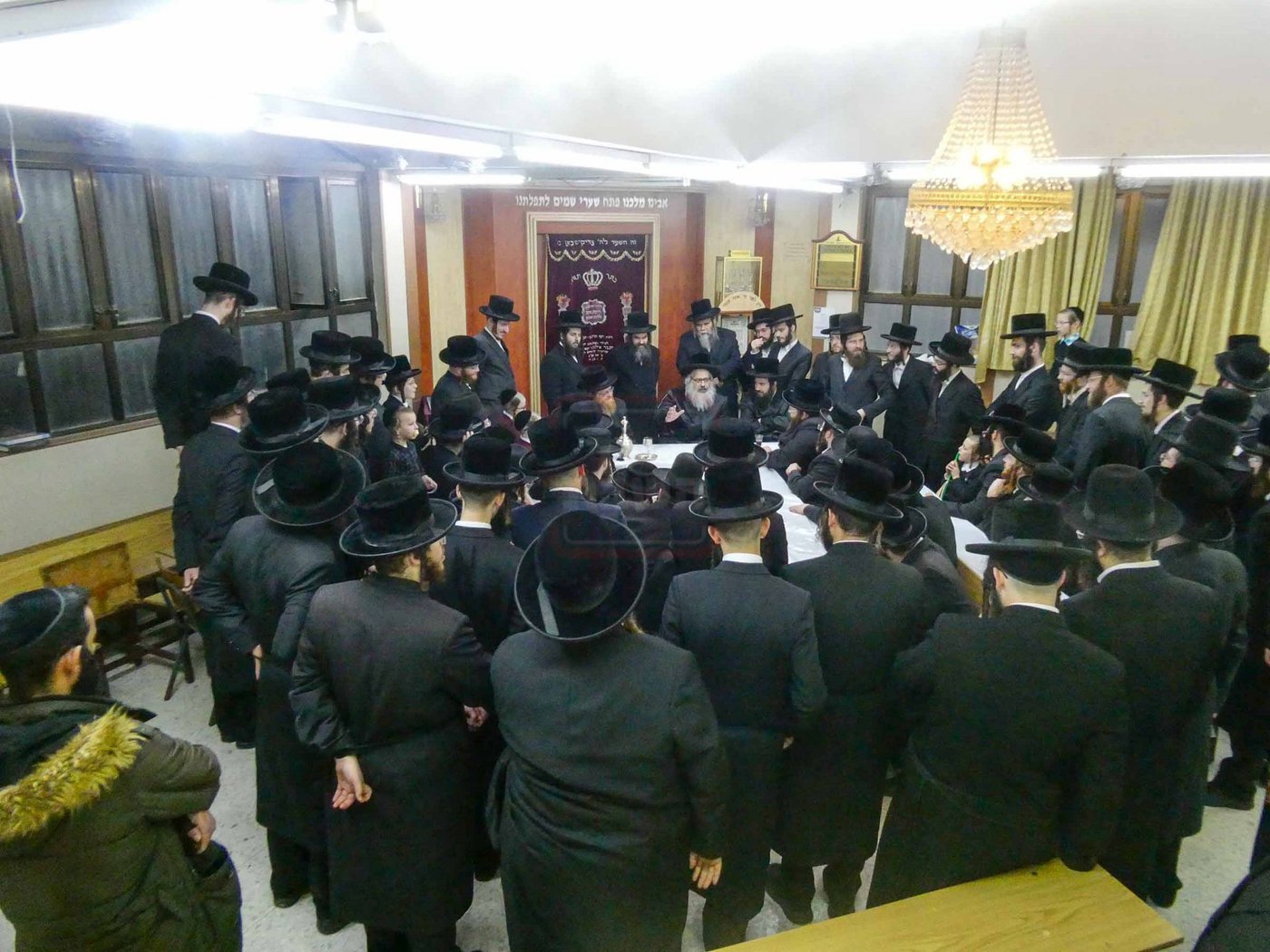 האדמו''ר מויז'ניץ בית שמש בביקור בעמנואל