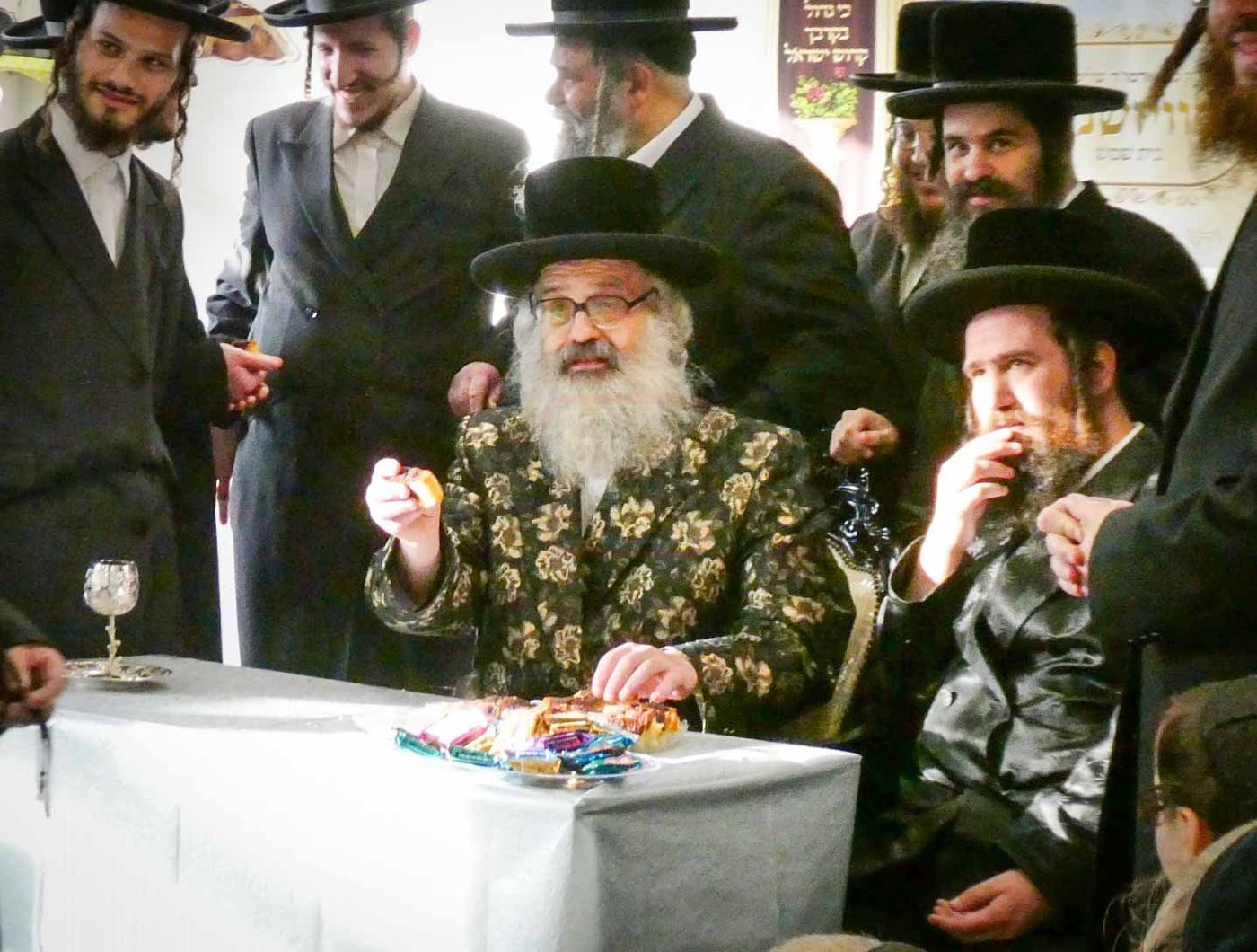 האדמו''ר מויז'ניץ בית שמש בביקור בעמנואל