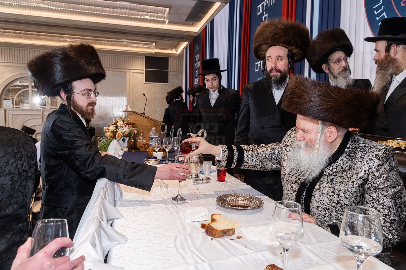 דינר לטובת ת"ת ד'באבוב