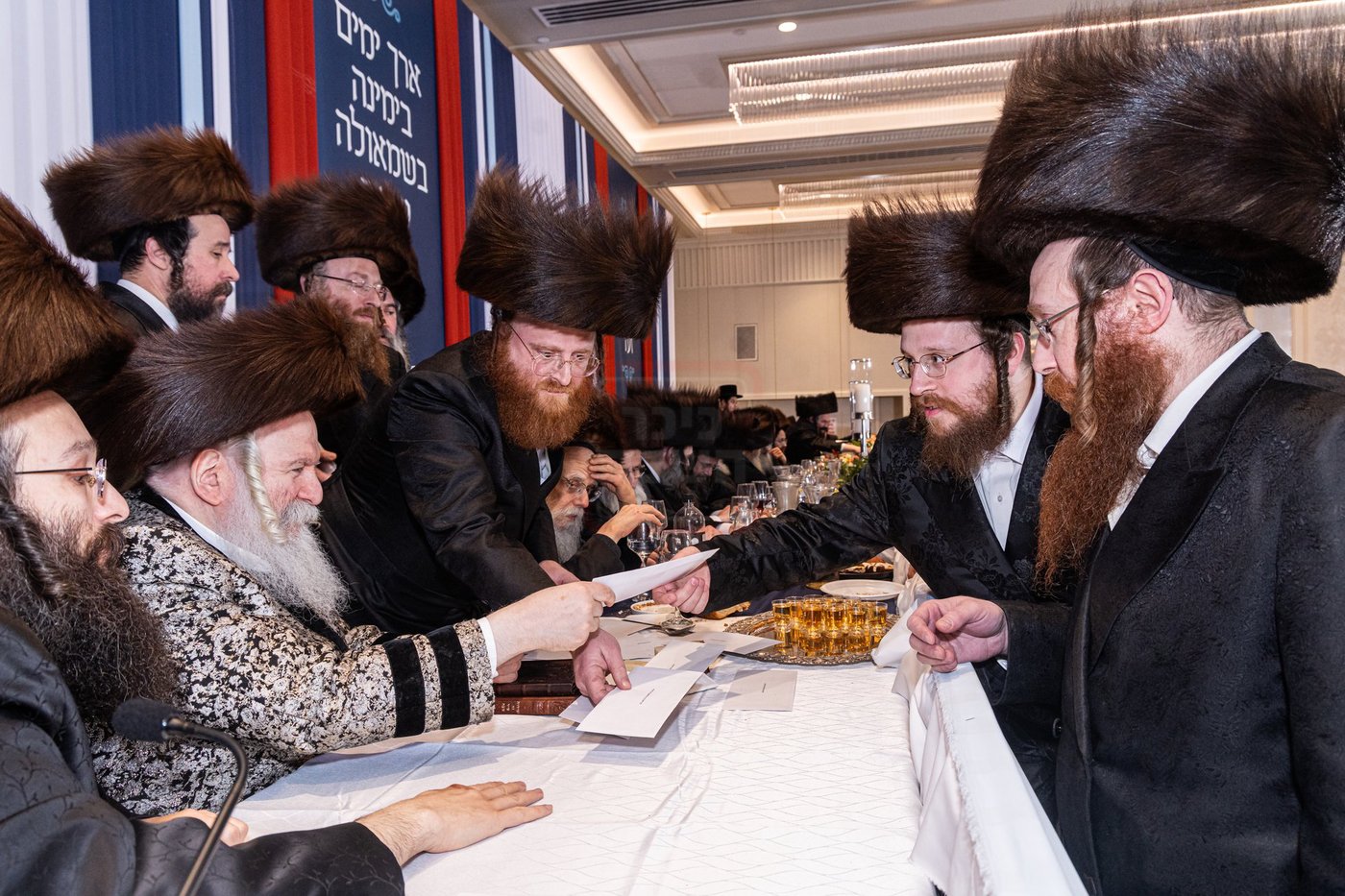 דינר לטובת ת"ת ד'באבוב