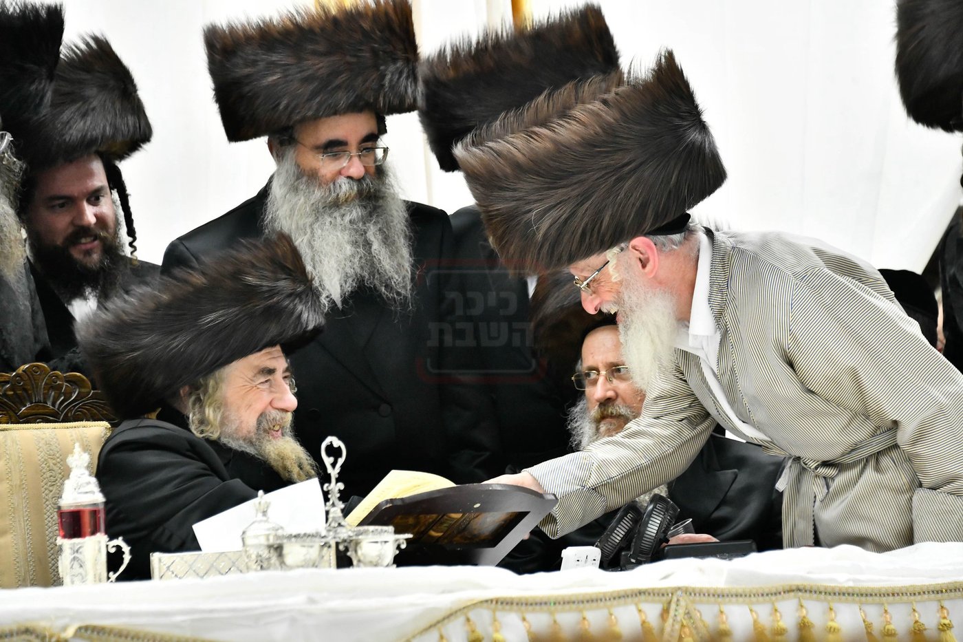 האדמו"ר מרחמסטריווקא מוצ"ש בב"ב