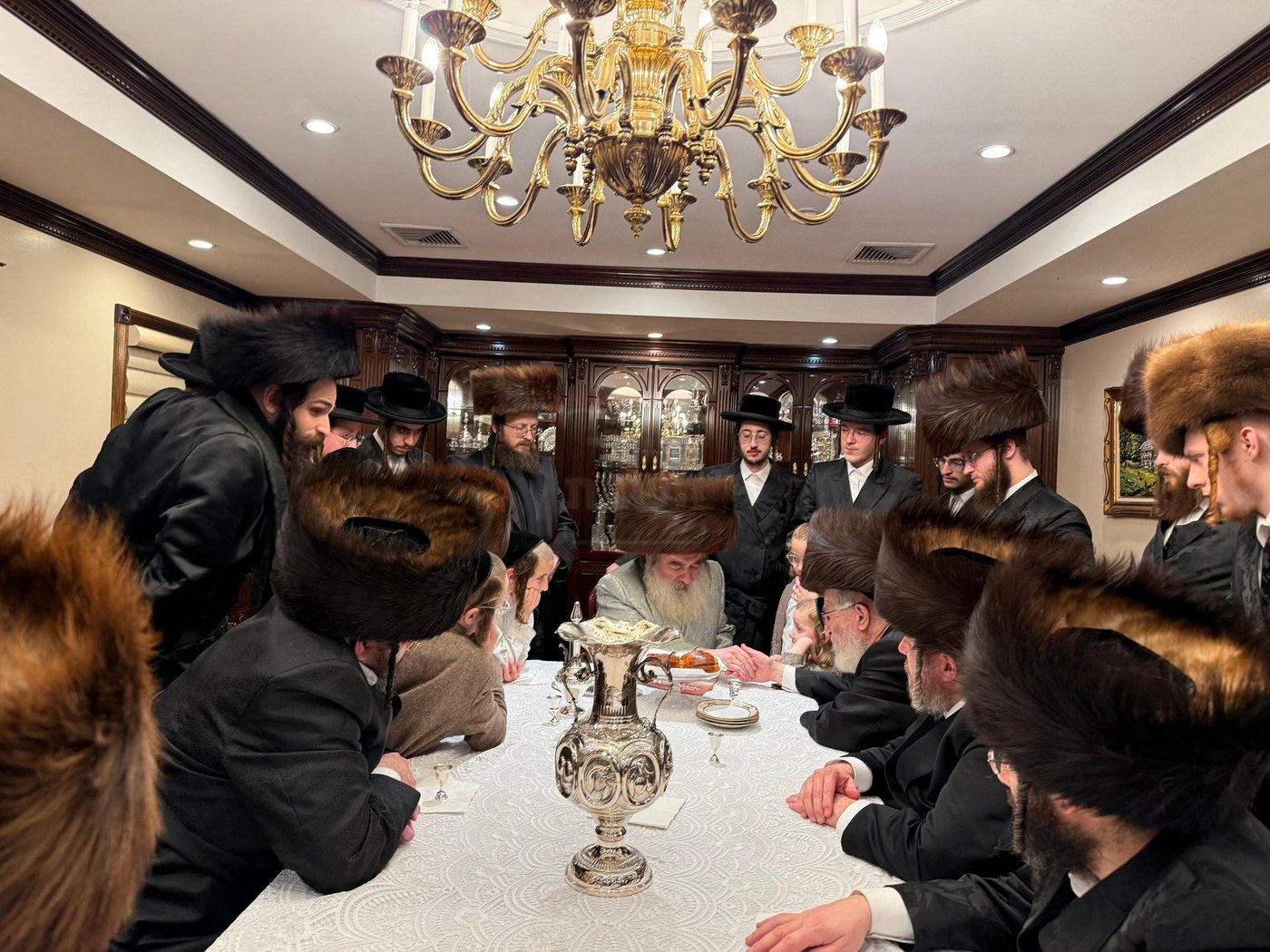 האדמו"ר מקראלי מוצ''ש בקרית יואל