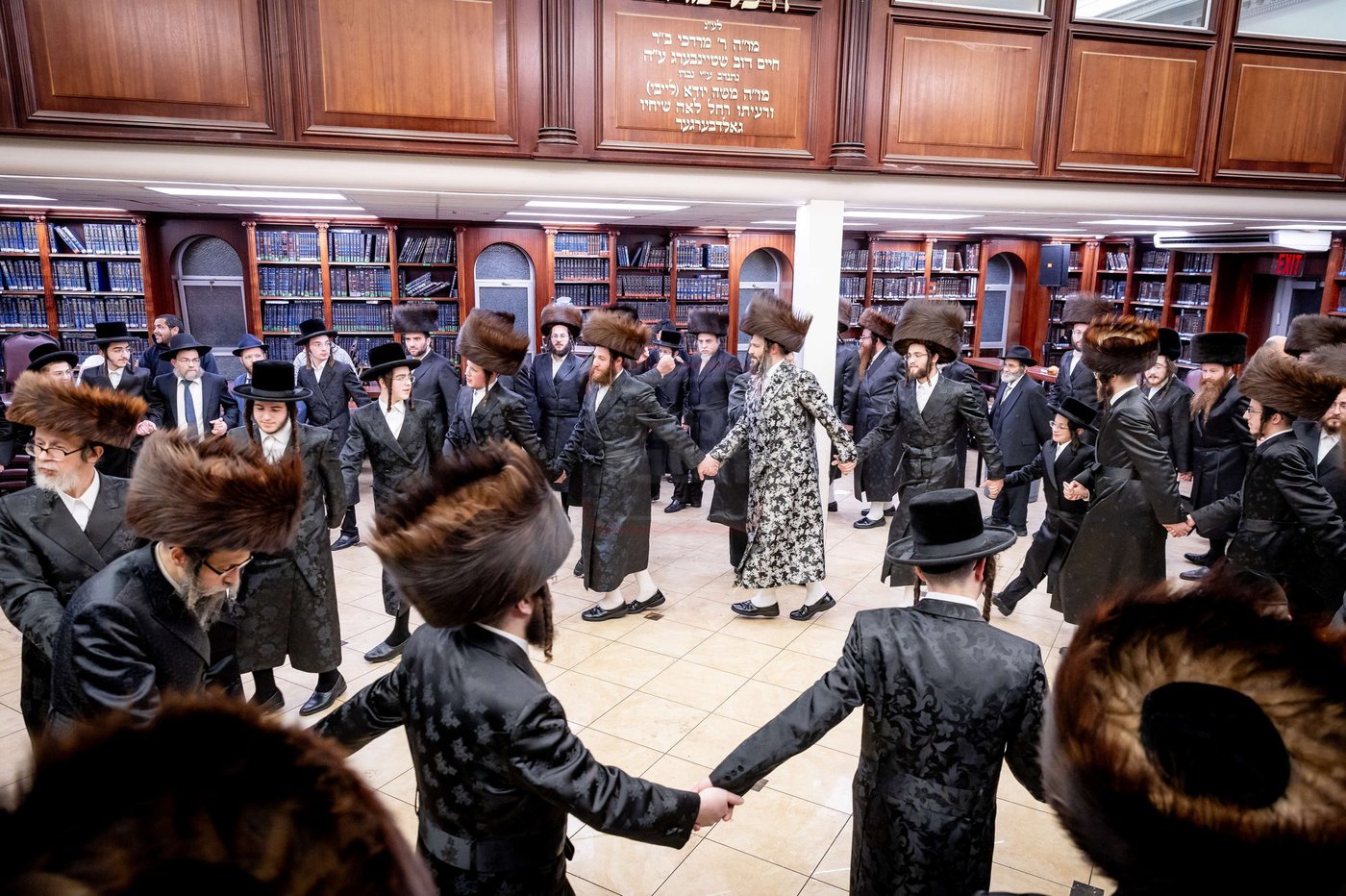 שמחת הש"ב בחצה"ק סאטמר - אלעסק