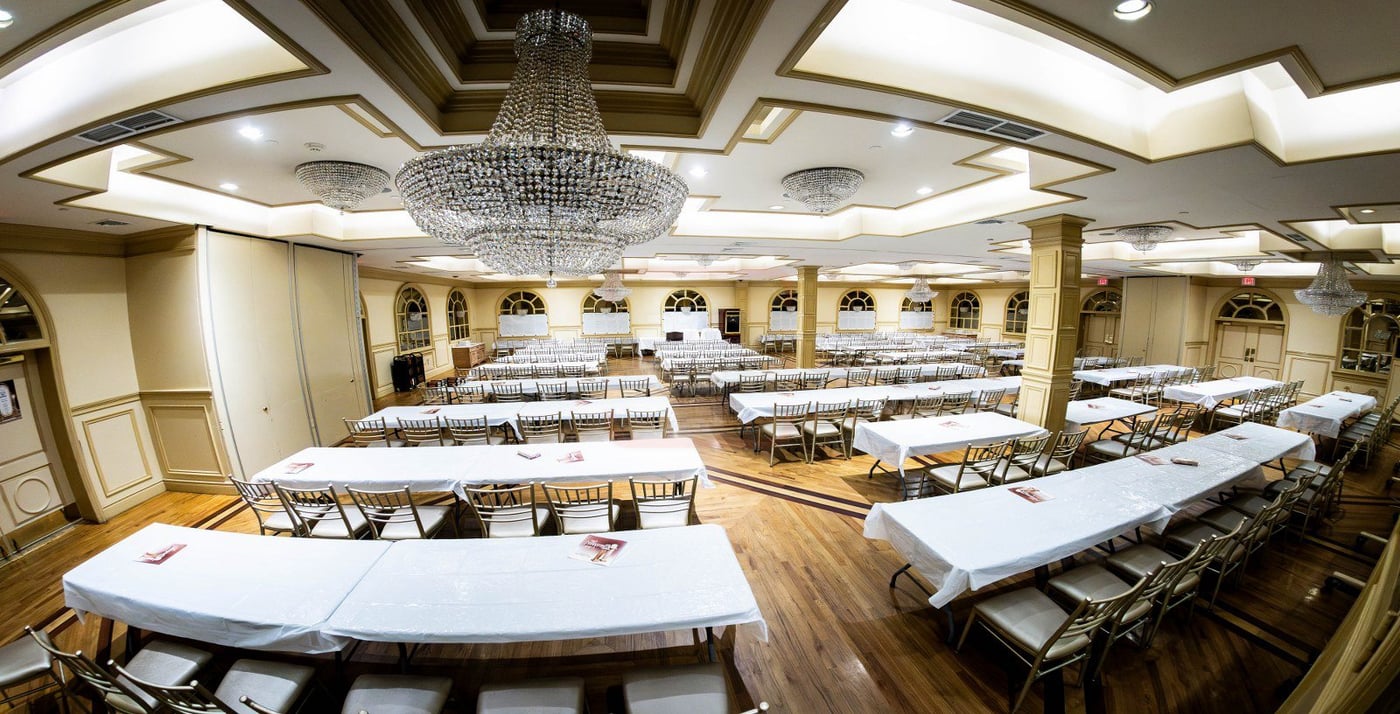 האדמו"ר מקראלי מוצ''ש בקרית יואל