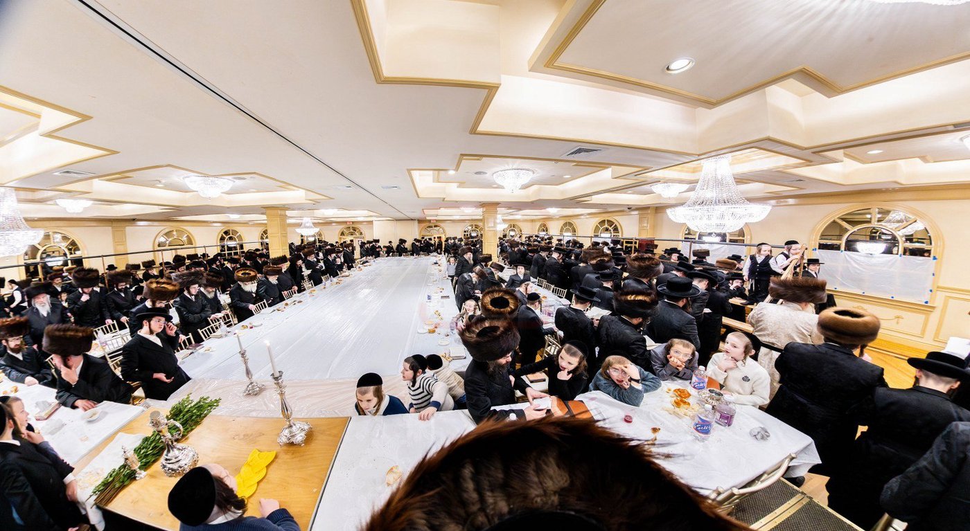 האדמו"ר מקראלי מוצ''ש בקרית יואל