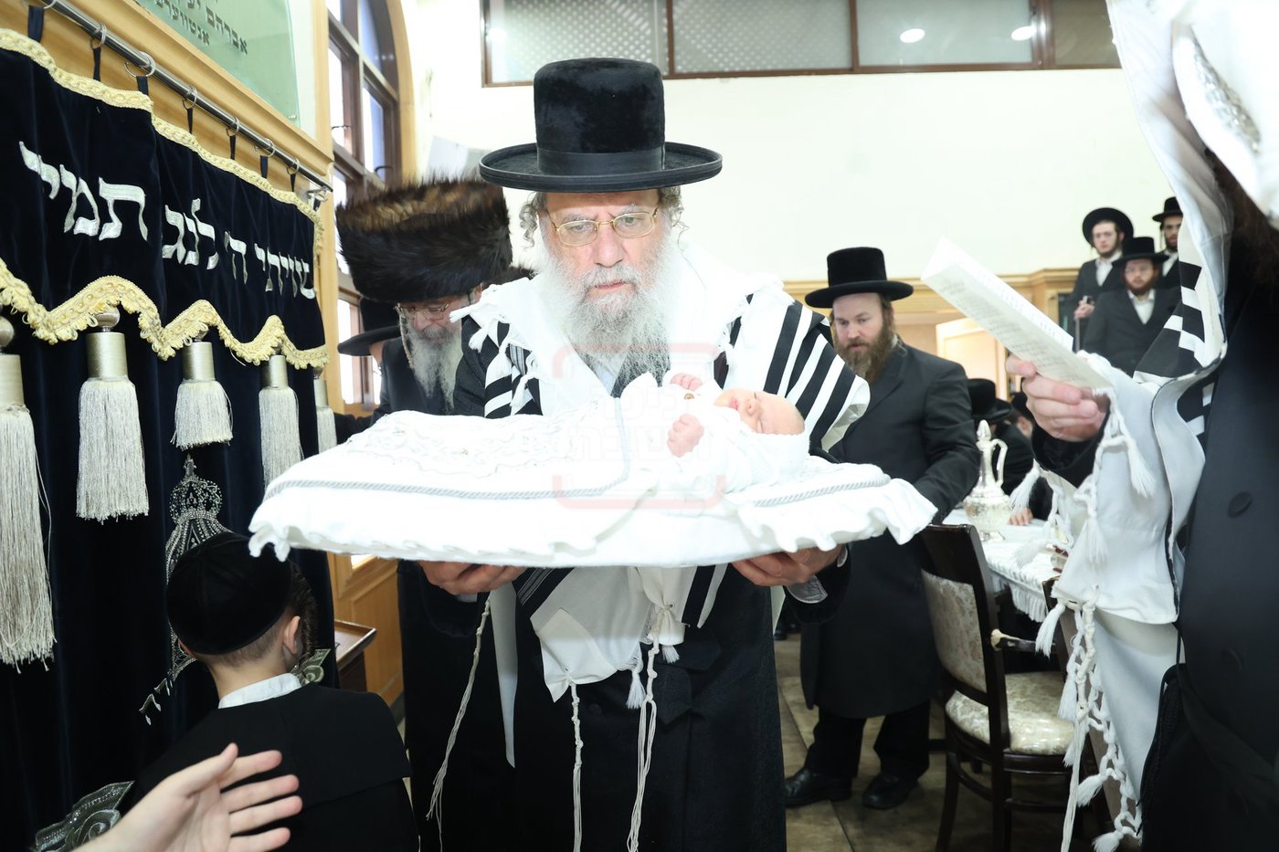 שמחת הברית לנין האדמו"ר מערלוי