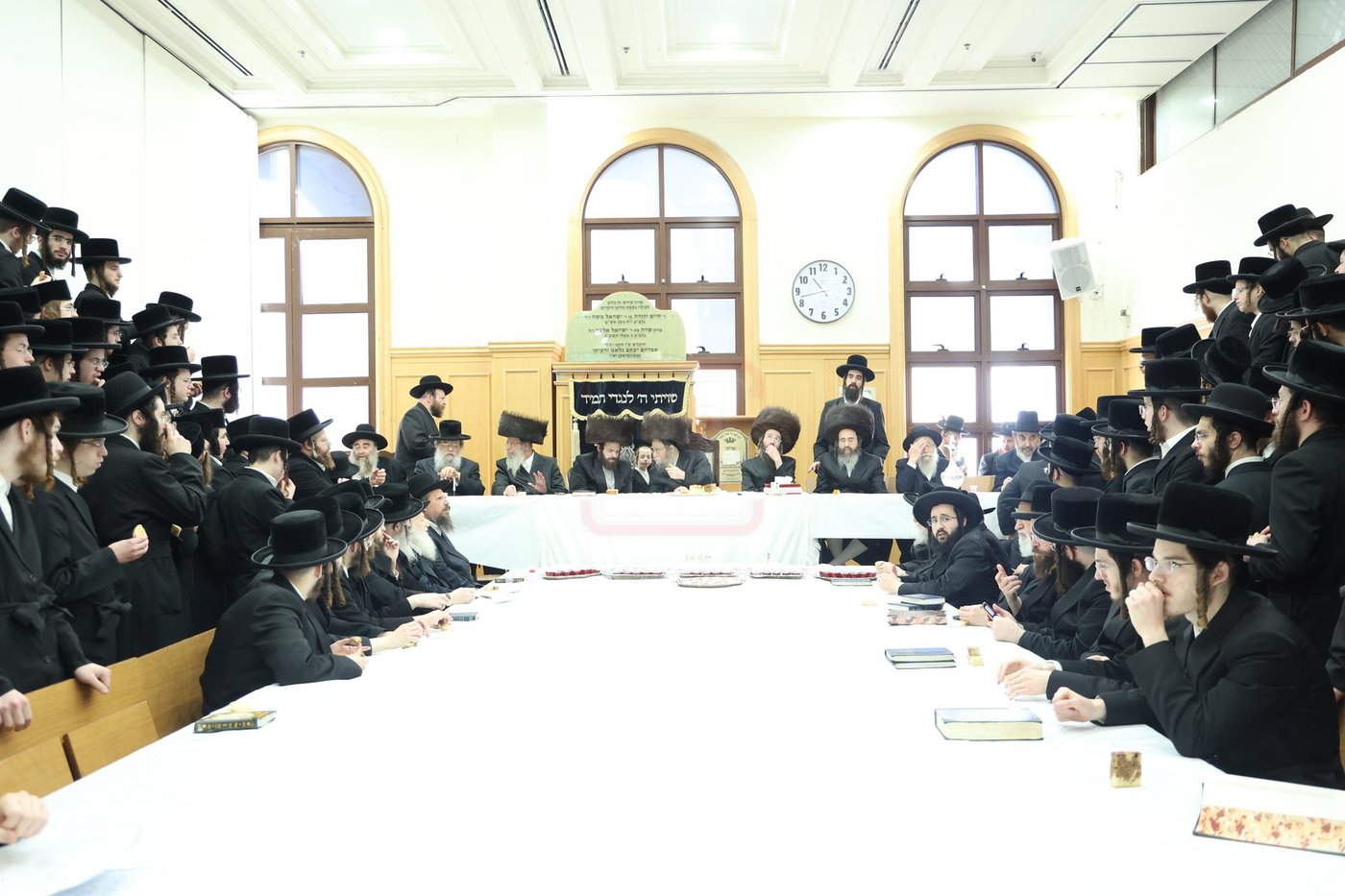 שמחת הברית לנין האדמו"ר מערלוי