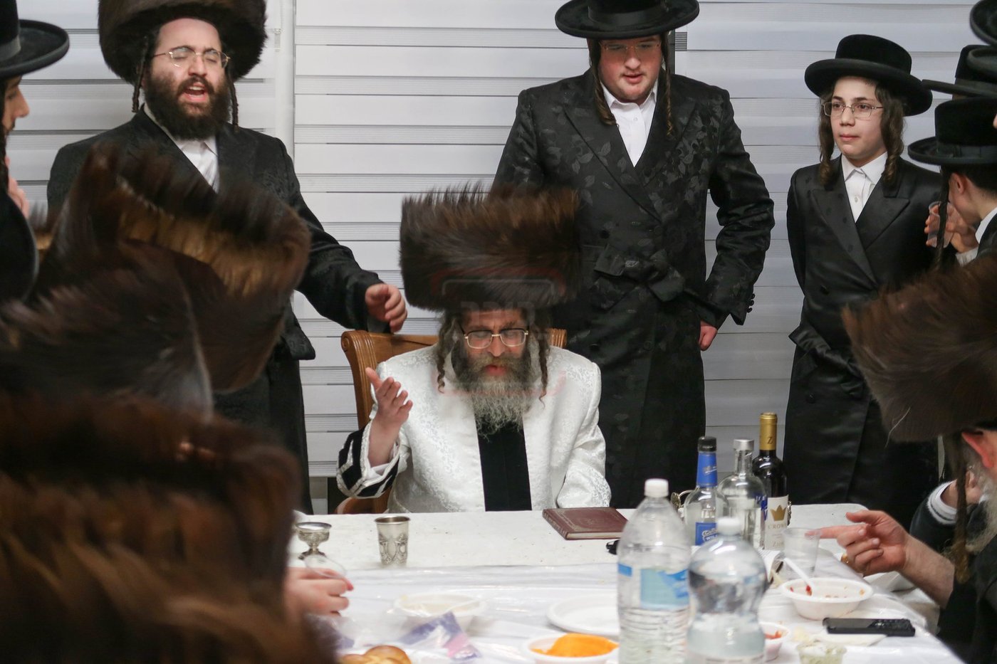 האדמו"ר מקרעטשניף סיגעט בביקור בלונדון