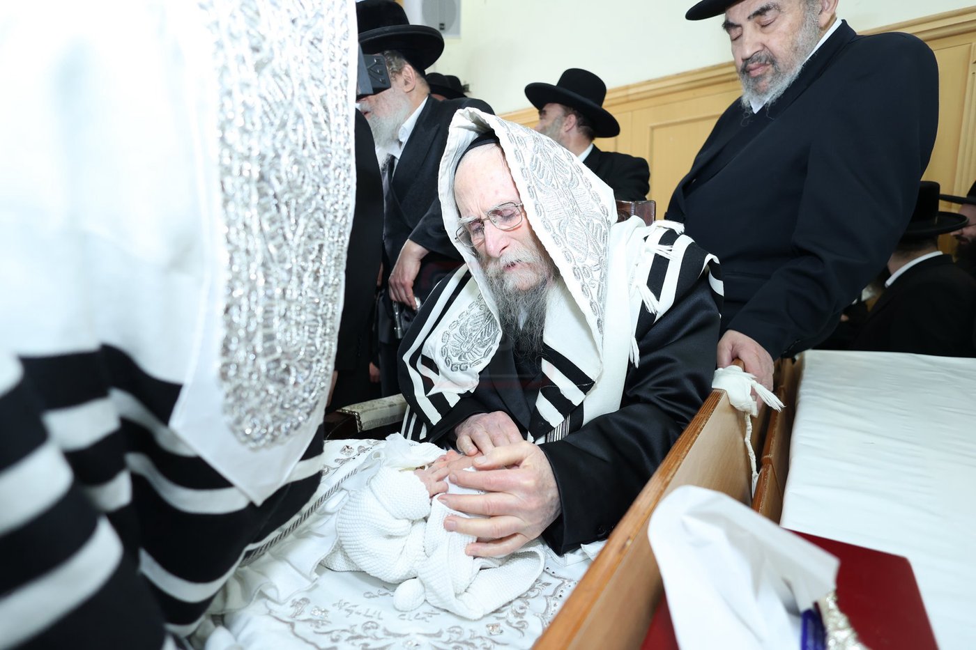 שמחת הברית לנין האדמו"ר מערלוי