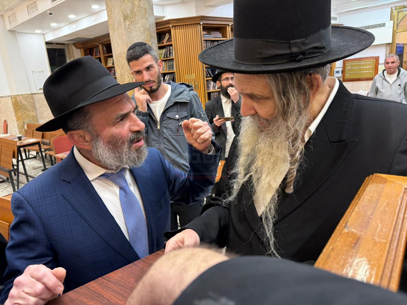 הגר"ש ארוש בביקור בכפר חב"ד