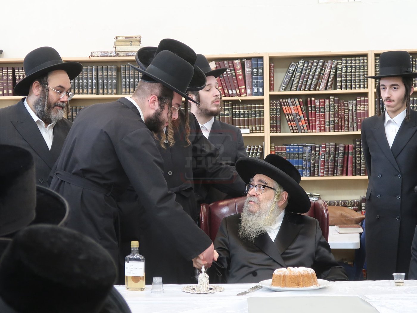 האדמו"ר מסאטמר במנוחה בפאלם ספרינגס 