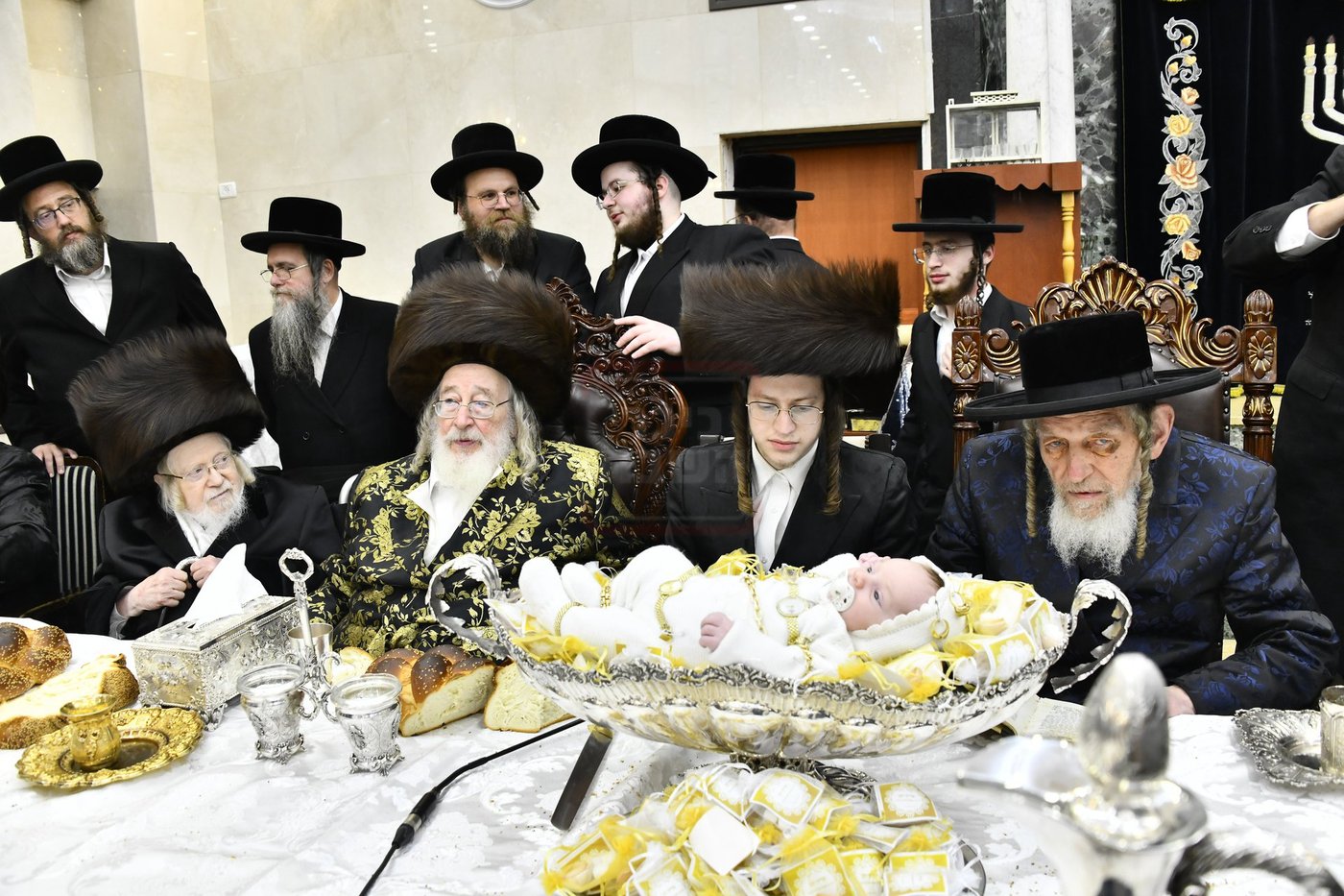 פדיון הבן בחצרות ספינקא - קרעטשניף - פרמישלאן