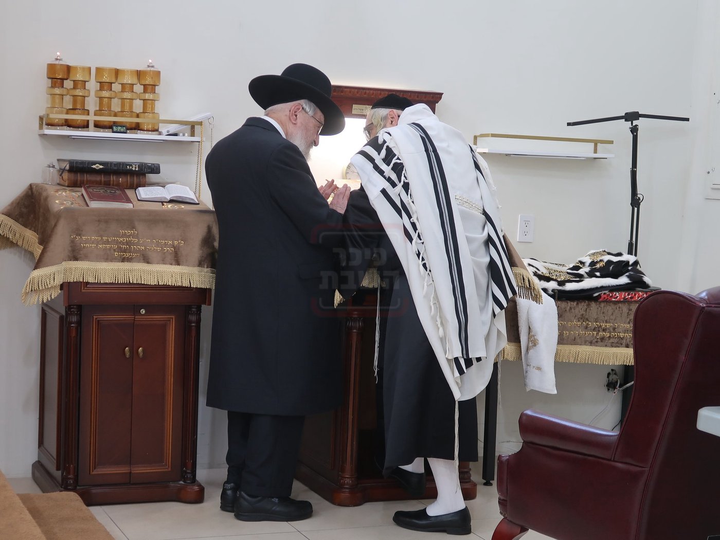 האדמו"ר מסאטמר במנוחה בפאלם ספרינגס 